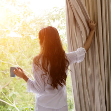 چگونه بیشترین استفاده را از پنجره‌های پرنور ببریم؟